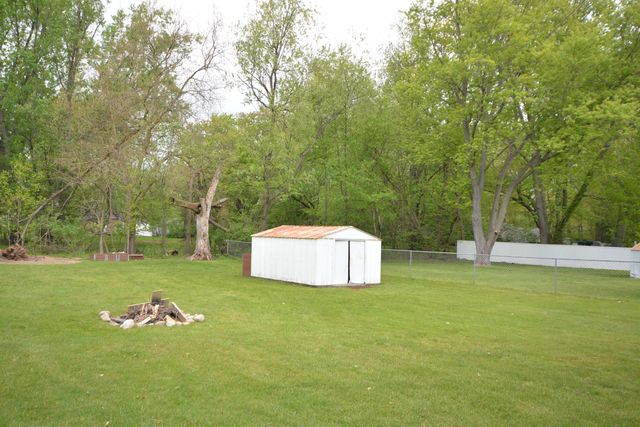 1923 Pleasant Drive, Portage City, MI 49002