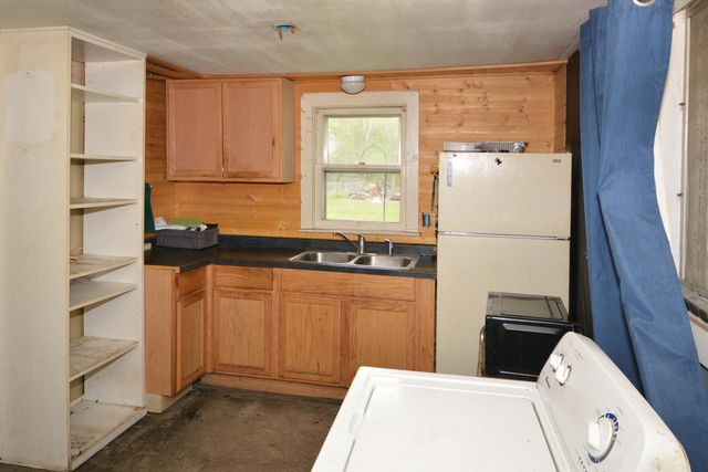 1923 Pleasant Drive, Portage City, MI 49002