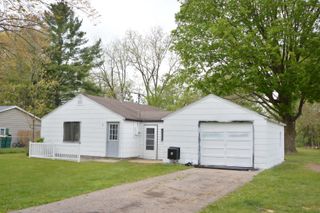 1923 Pleasant Drive, Portage City, MI 49002