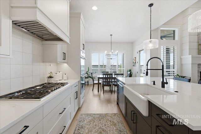 7065 S Zenith Ave, Meridian, ID 83642