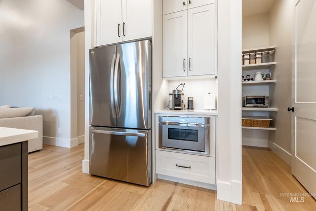 7065 S Zenith Ave, Meridian, ID 83642