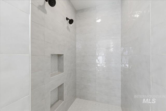 7065 S Zenith Ave, Meridian, ID 83642