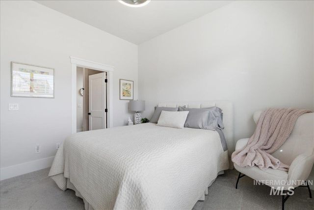 7065 S Zenith Ave, Meridian, ID 83642