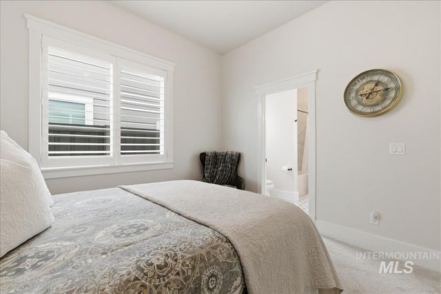 7065 S Zenith Ave, Meridian, ID 83642