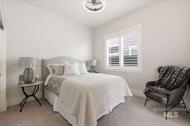 7065 S Zenith Ave, Meridian, ID 83642