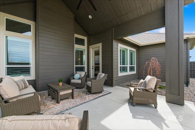 7065 S Zenith Ave, Meridian, ID 83642