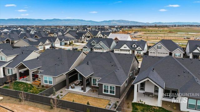 7065 S Zenith Ave, Meridian, ID 83642