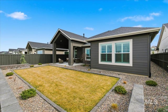 7065 S Zenith Ave, Meridian, ID 83642