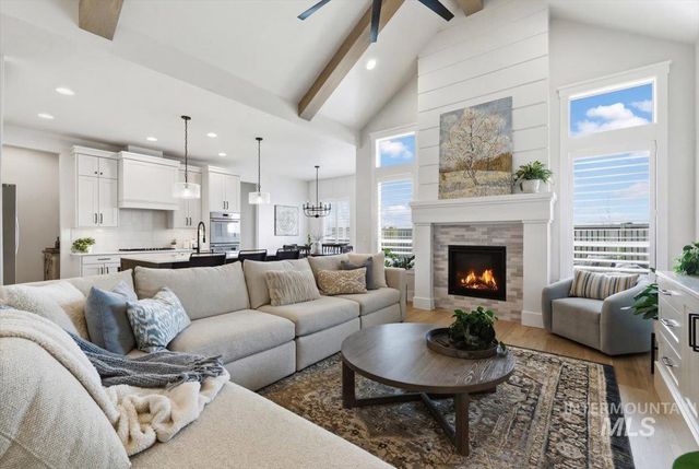 7065 S Zenith Ave, Meridian, ID 83642