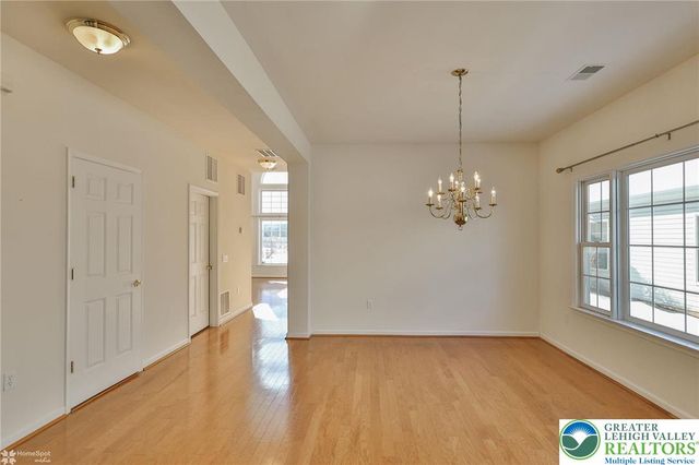 13 Devonshire Drive, Palmer Twp, PA 18045