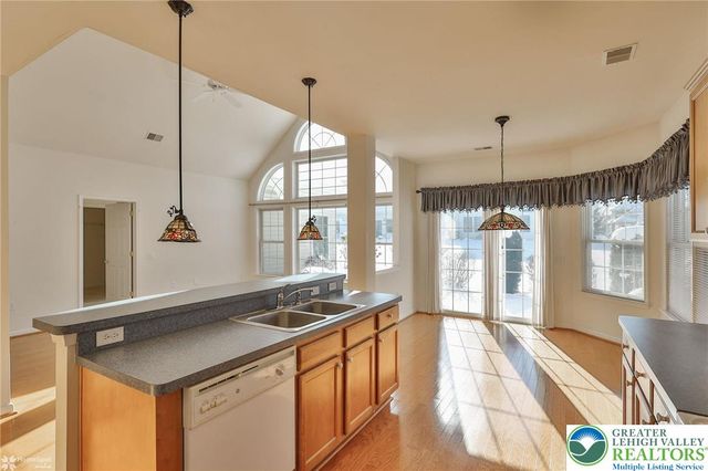 13 Devonshire Drive, Palmer Twp, PA 18045