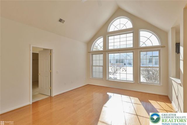 13 Devonshire Drive, Palmer Twp, PA 18045