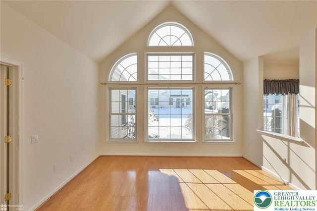 13 Devonshire Drive, Palmer Twp, PA 18045