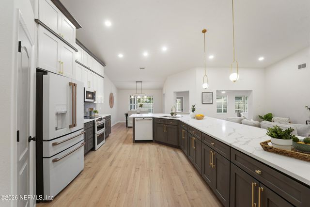 26 FAIRCHILD Lane, Palm Coast, FL 32137