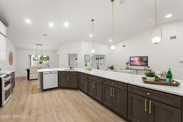 26 FAIRCHILD Lane, Palm Coast, FL 32137