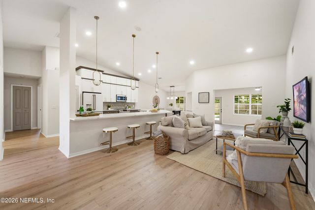 26 FAIRCHILD Lane, Palm Coast, FL 32137