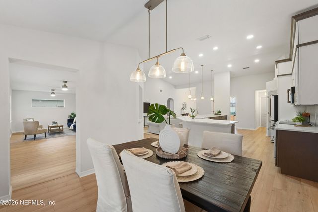 26 FAIRCHILD Lane, Palm Coast, FL 32137