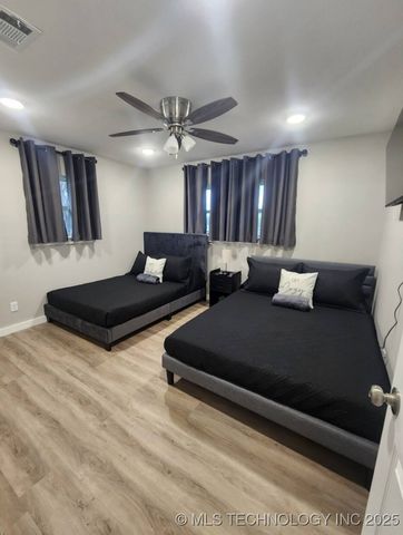 907 S McKinley, Calera, OK 74730