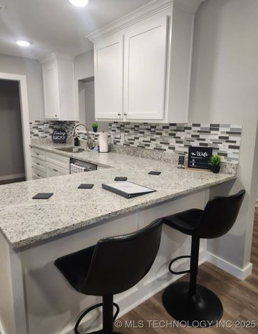 907 S McKinley, Calera, OK 74730