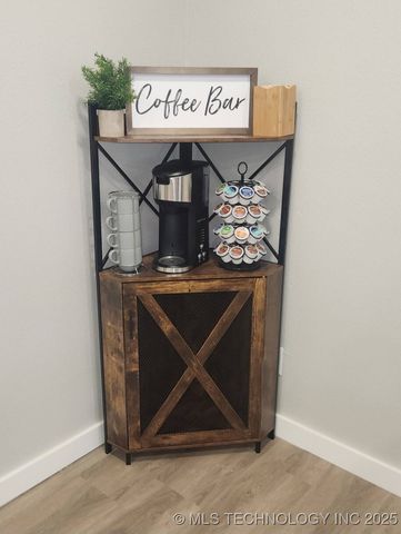 907 S McKinley, Calera, OK 74730