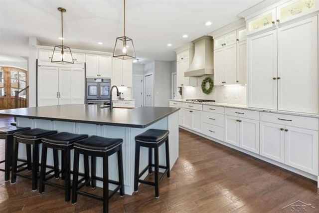 5716 Powder Horn Trail, Midland, MI 48642