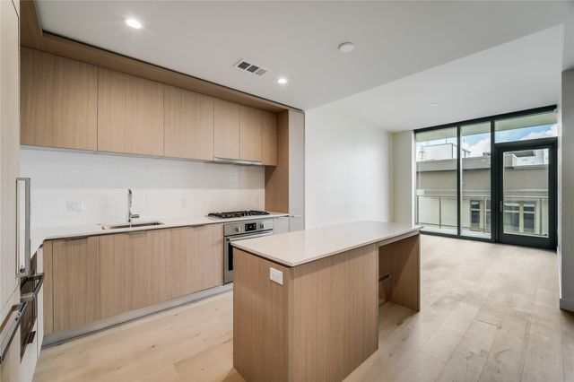 44 East Ave 2903, Austin, TX 78701