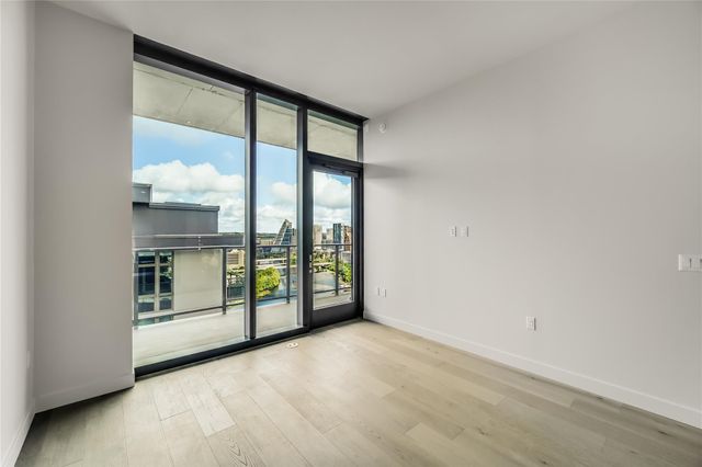 44 East Ave 2903, Austin, TX 78701
