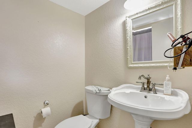 461 NW 76th Avenue 205, Margate, FL 33063