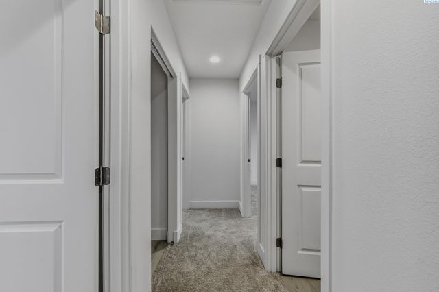 7536 Grapevine Ct, West Richland, WA 99353