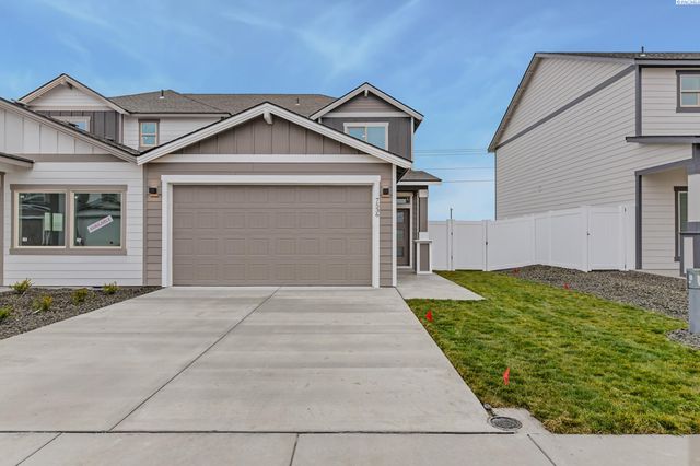 7536 Grapevine Ct, West Richland, WA 99353