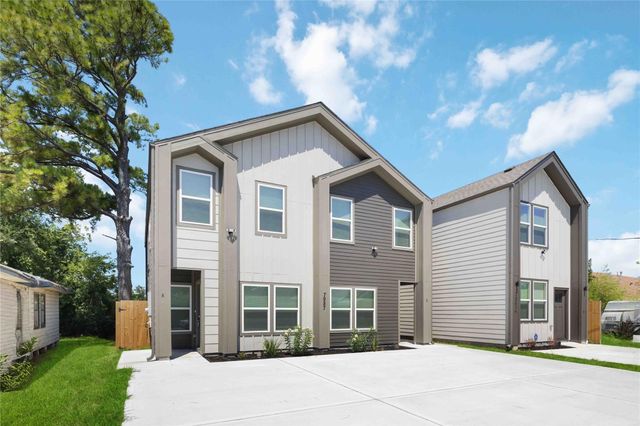 7987 Chateau Street B, Houston, TX 77028