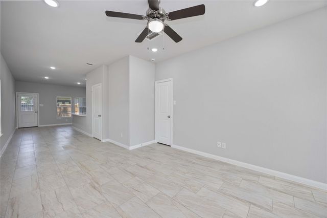 7987 Chateau Street B, Houston, TX 77028