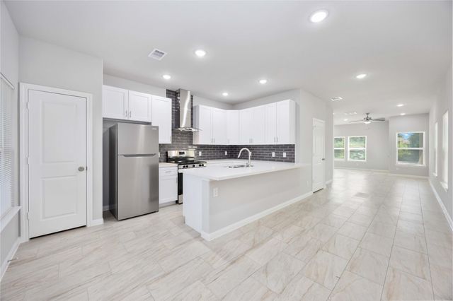 7987 Chateau Street B, Houston, TX 77028