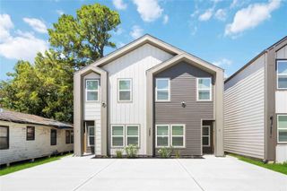 7987 Chateau Street B, Houston, TX 77028