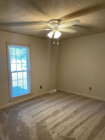 204 Terry Avenue, Summerville, SC 29485