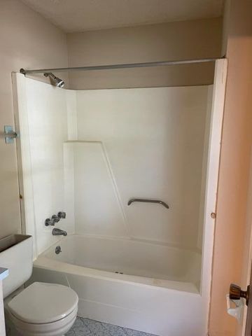 204 Terry Avenue, Summerville, SC 29485