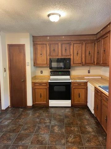 204 Terry Avenue, Summerville, SC 29485