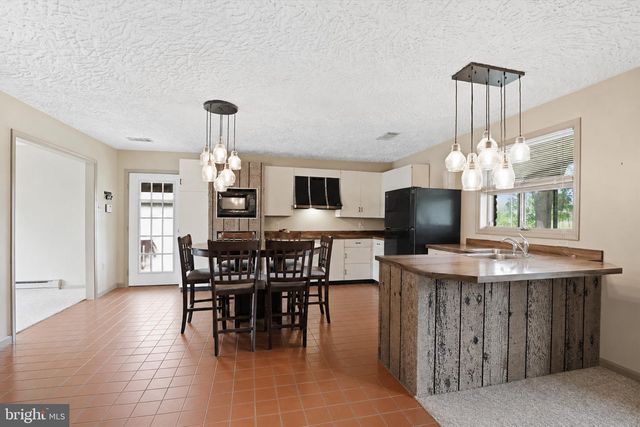 2847 ROOSEVELT AVE, York, PA 17408