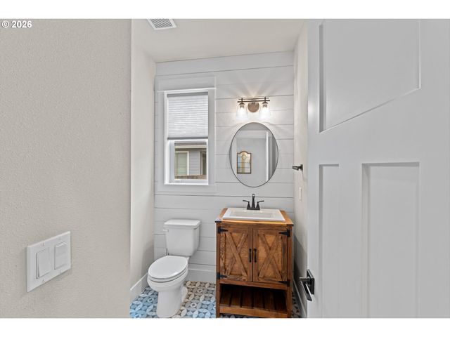3829 Sw 31ST St, Gresham, OR 97080