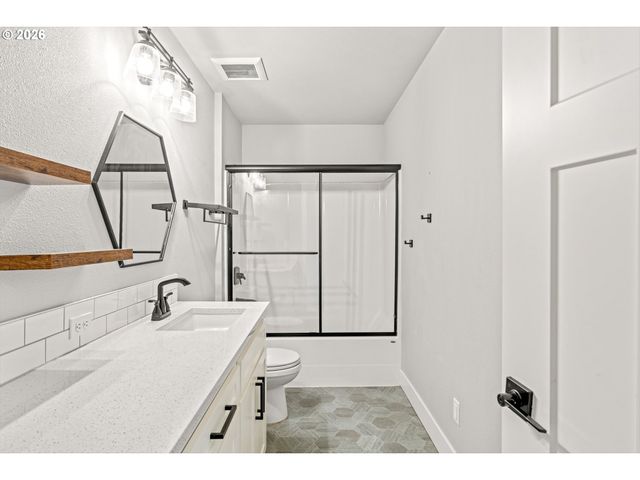 3829 Sw 31ST St, Gresham, OR 97080