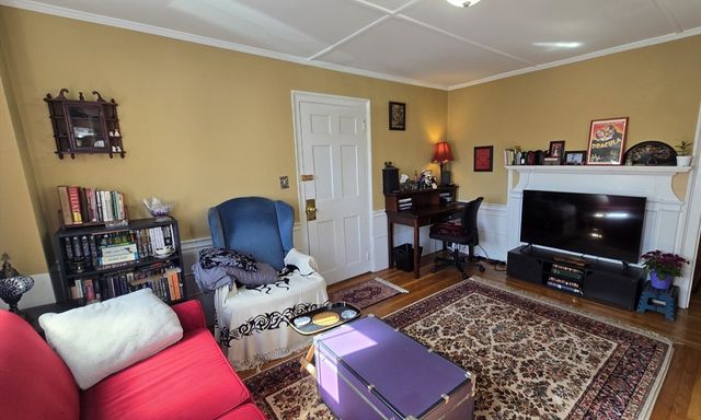 26 Essex St 2, Salem, MA 01970