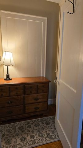 26 Essex St 2, Salem, MA 01970