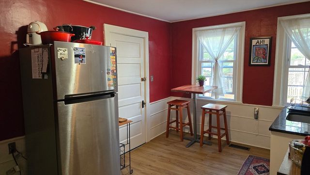 26 Essex St 2, Salem, MA 01970