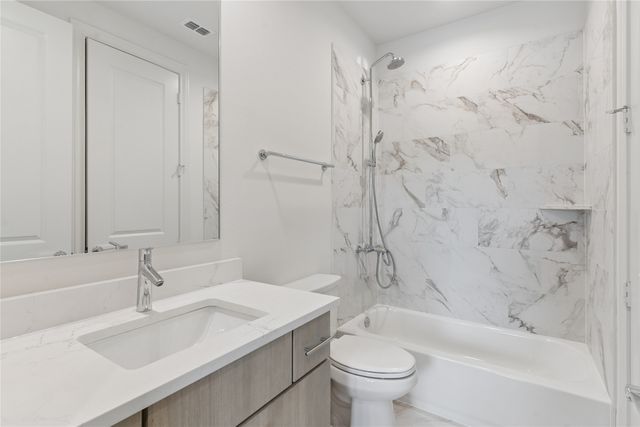 2401 Canton Street 1005, Dallas, TX 75201
