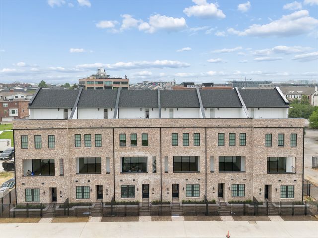 2401 Canton Street 1005, Dallas, TX 75201