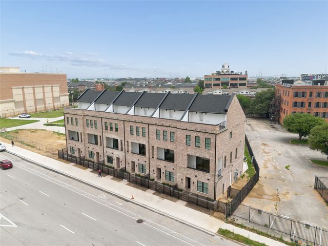 2401 Canton Street 1005, Dallas, TX 75201