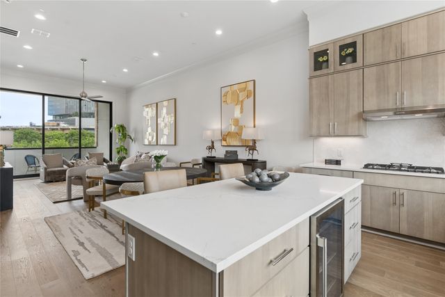 2401 Canton Street 1005, Dallas, TX 75201