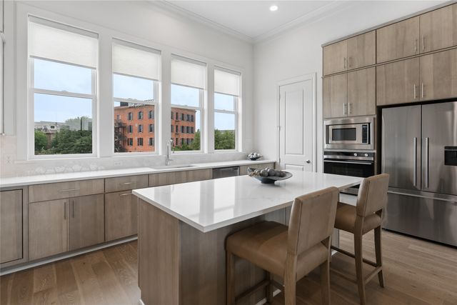 2401 Canton Street 1005, Dallas, TX 75201