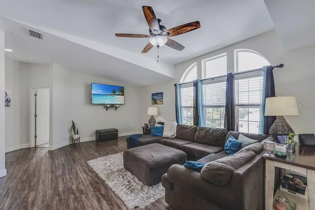 3909 117TH STREET W, Bradenton, FL 34210