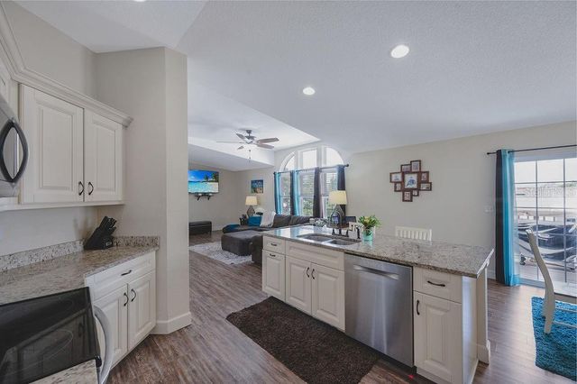 3909 117TH STREET W, Bradenton, FL 34210